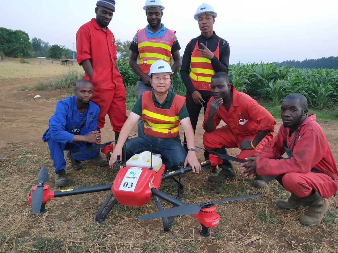 Fraser Zhang and his team member
