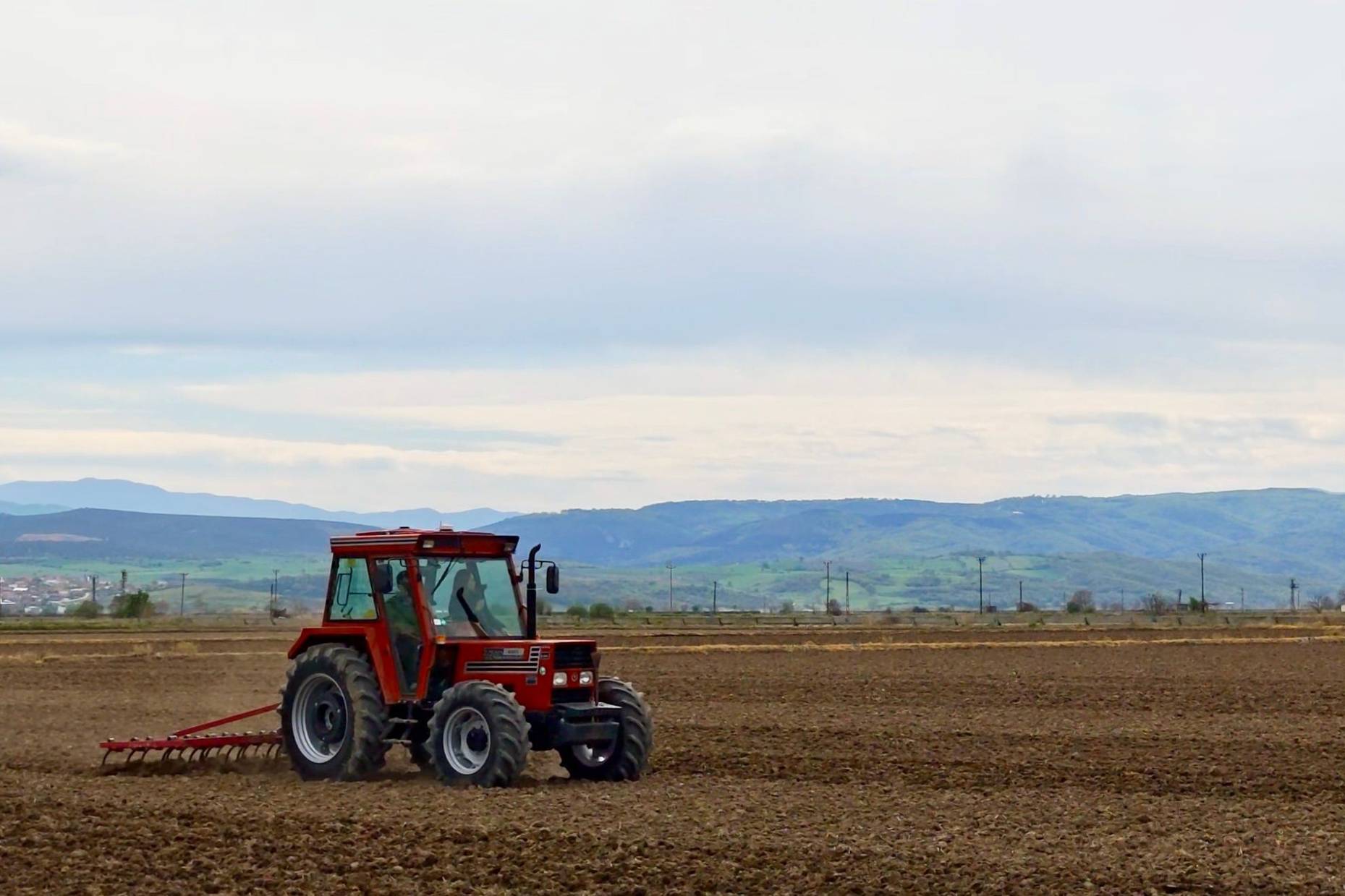 Numan's red tractor is steering itself